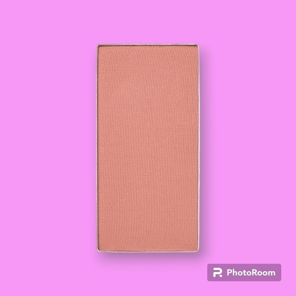 Mary Kay Rosy Nude Chromafusion Cheek Powder - Picture 1 of 5
